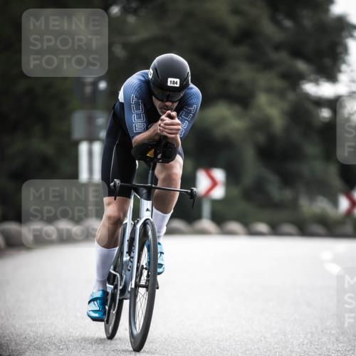 21.06.2026 - 29. Vierlanden-Triathlon H.Heesch http://msf.ph/oto/9908256 21.06.2026 09:24:09 Radfahren 62, 145, 184 meine-sportfotos.de