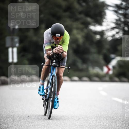 21.06.2026 - 29. Vierlanden-Triathlon H.Heesch http://msf.ph/oto/9908430 21.06.2026 09:25:20 Radfahren 40, 202 meine-sportfotos.de
