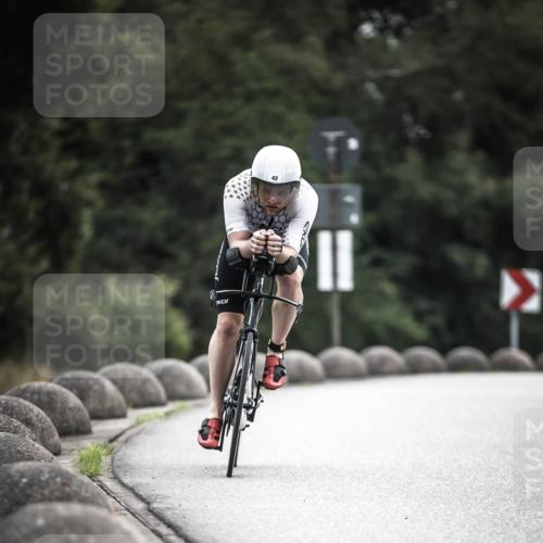 21.06.2026 - 29. Vierlanden-Triathlon H.Heesch http://msf.ph/oto/9908470 21.06.2026 09:25:33 Radfahren 42, 153, 187 meine-sportfotos.de