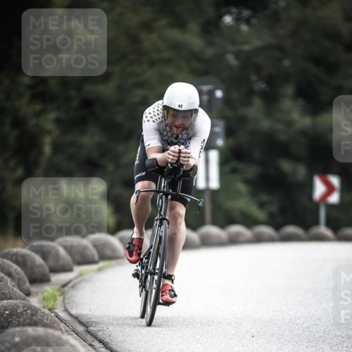 21.06.2026 - 29. Vierlanden-Triathlon H.Heesch http://msf.ph/oto/9908484 21.06.2026 09:25:33 Radfahren 42, 153, 187 meine-sportfotos.de