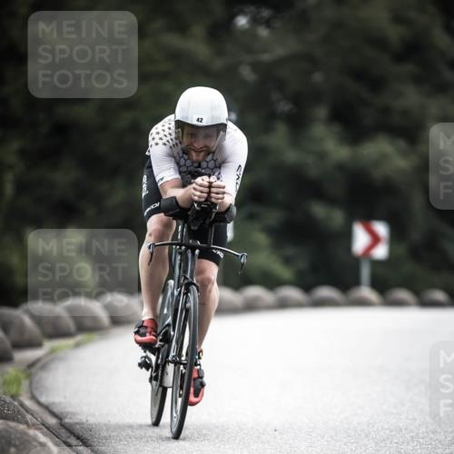 21.06.2026 - 29. Vierlanden-Triathlon H.Heesch http://msf.ph/oto/9908496 21.06.2026 09:25:34 Radfahren 42, 153, 187 meine-sportfotos.de