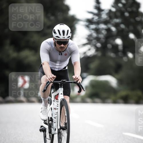 21.06.2026 - 29. Vierlanden-Triathlon H.Heesch http://msf.ph/oto/9908598 21.06.2026 09:25:56 Radfahren 72, 294 meine-sportfotos.de