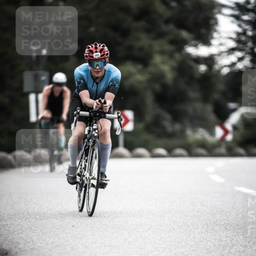 21.06.2026 - 29. Vierlanden-Triathlon H.Heesch http://msf.ph/oto/9908698 21.06.2026 09:26:08 Radfahren 51, 160, 235, 260 meine-sportfotos.de
