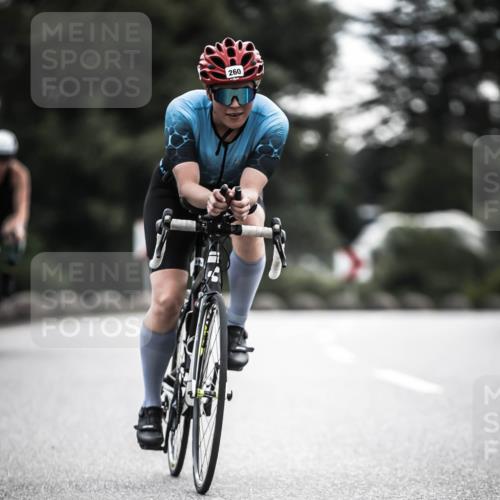 21.06.2026 - 29. Vierlanden-Triathlon H.Heesch http://msf.ph/oto/9908731 21.06.2026 09:26:09 Radfahren 51, 160, 235, 260 meine-sportfotos.de