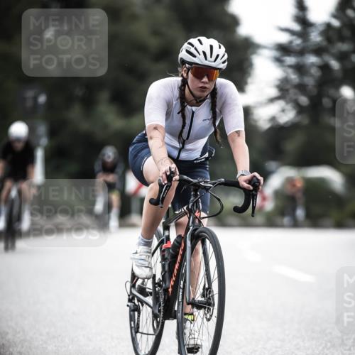 21.06.2026 - 29. Vierlanden-Triathlon H.Heesch http://msf.ph/oto/9908857 21.06.2026 09:26:21 Radfahren 55, 78, 106, 269 meine-sportfotos.de