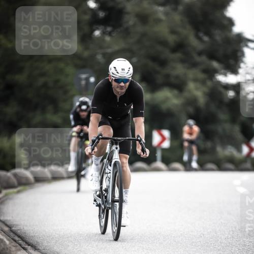 21.06.2026 - 29. Vierlanden-Triathlon H.Heesch http://msf.ph/oto/9908872 21.06.2026 09:26:23 Radfahren 55, 78, 106, 269 meine-sportfotos.de