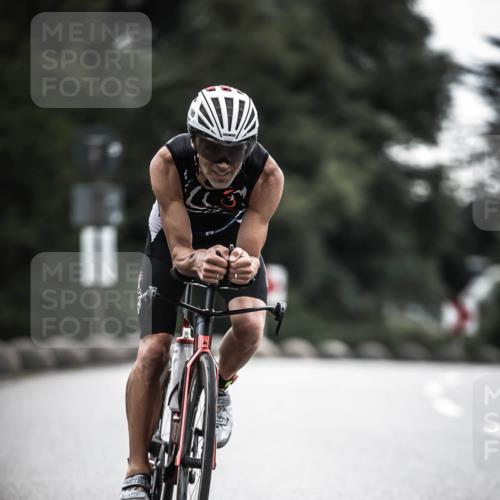 21.06.2026 - 29. Vierlanden-Triathlon H.Heesch http://msf.ph/oto/9909039 21.06.2026 09:27:09 Radfahren 27, 84, 169, 198 meine-sportfotos.de