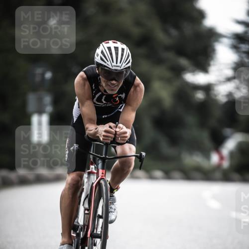 21.06.2026 - 29. Vierlanden-Triathlon H.Heesch http://msf.ph/oto/9909041 21.06.2026 09:27:09 Radfahren 27, 84, 169, 198 meine-sportfotos.de
