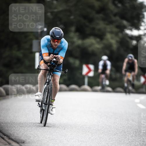 21.06.2026 - 29. Vierlanden-Triathlon H.Heesch http://msf.ph/oto/9909086 21.06.2026 09:27:19 Radfahren 27, 43, 56, 86, 103, 139, 157, 179 meine-sportfotos.de