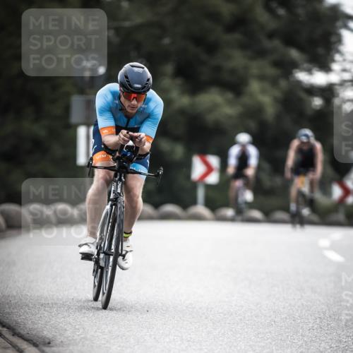 21.06.2026 - 29. Vierlanden-Triathlon H.Heesch http://msf.ph/oto/9909089 21.06.2026 09:27:19 Radfahren 27, 43, 56, 86, 103, 139, 157, 179 meine-sportfotos.de
