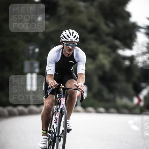 21.06.2026 - 29. Vierlanden-Triathlon H.Heesch http://msf.ph/oto/9909125 21.06.2026 09:27:23 Radfahren 56, 69, 86, 103, 130, 139, 157 meine-sportfotos.de