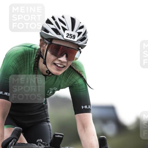 21.06.2026 - 29. Vierlanden-Triathlon H.Heesch http://msf.ph/oto/9909193 21.06.2026 09:27:45 Radfahren 135, 161, 243, 259 meine-sportfotos.de