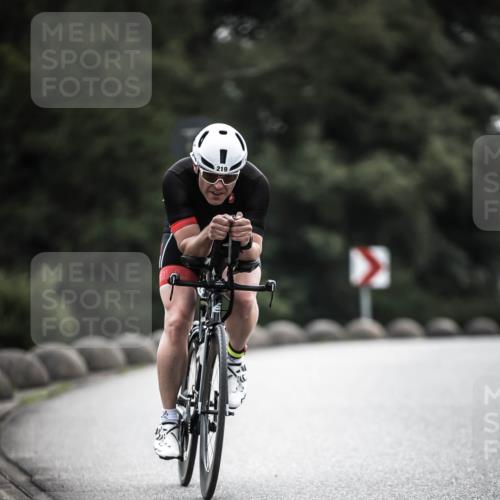 21.06.2026 - 29. Vierlanden-Triathlon H.Heesch http://msf.ph/oto/9909248 21.06.2026 09:27:57 Radfahren 83, 99, 219 meine-sportfotos.de