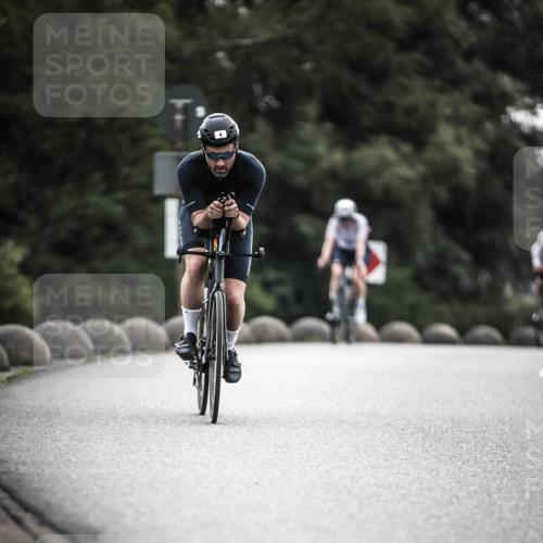 21.06.2026 - 29. Vierlanden-Triathlon H.Heesch http://msf.ph/oto/9909305 21.06.2026 09:28:16 Radfahren 4, 151, 154, 277 meine-sportfotos.de