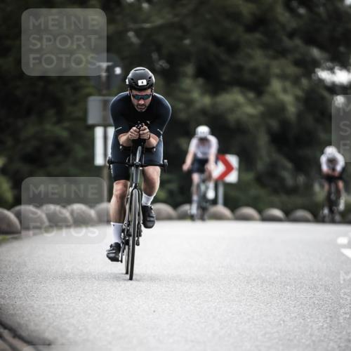 21.06.2026 - 29. Vierlanden-Triathlon H.Heesch http://msf.ph/oto/9909310 21.06.2026 09:28:17 Radfahren 4, 151, 154, 277 meine-sportfotos.de