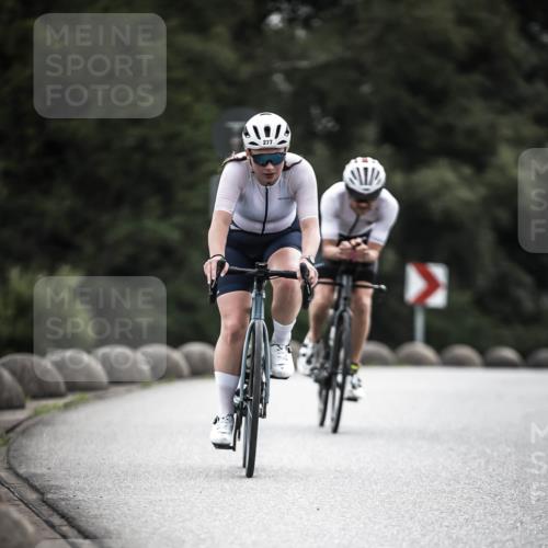 21.06.2026 - 29. Vierlanden-Triathlon H.Heesch http://msf.ph/oto/9909333 21.06.2026 09:28:20 Radfahren 4, 151, 154, 277 meine-sportfotos.de