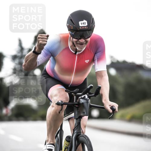 21.06.2026 - 29. Vierlanden-Triathlon H.Heesch http://msf.ph/oto/9909402 21.06.2026 09:29:14 Radfahren 5, 142, 181, 195 meine-sportfotos.de