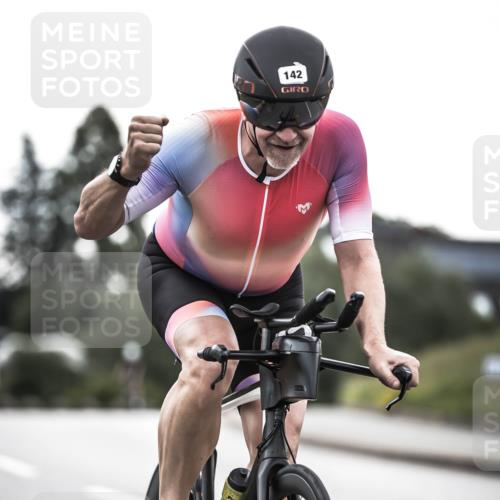 21.06.2026 - 29. Vierlanden-Triathlon H.Heesch http://msf.ph/oto/9909405 21.06.2026 09:29:14 Radfahren 5, 142, 181, 195 meine-sportfotos.de