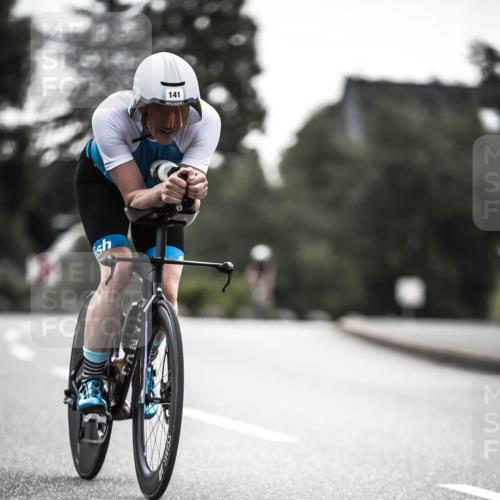 21.06.2026 - 29. Vierlanden-Triathlon H.Heesch http://msf.ph/oto/9909726 21.06.2026 09:29:30 Radfahren 141 meine-sportfotos.de