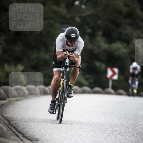 21.06.2026 - 29. Vierlanden-Triathlon H.Heesch http://msf.ph/oto/9909946 21.06.2026 09:30:11 Radfahren 118, 119, 174, 232 meine-sportfotos.de
