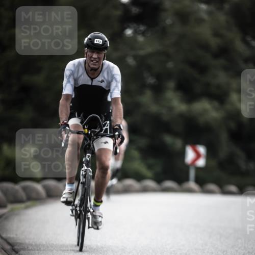 21.06.2026 - 29. Vierlanden-Triathlon H.Heesch http://msf.ph/oto/9910048 21.06.2026 09:30:21 Radfahren 80, 118, 133, 246 meine-sportfotos.de