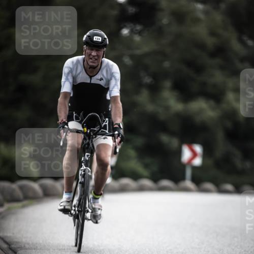 21.06.2026 - 29. Vierlanden-Triathlon H.Heesch http://msf.ph/oto/9910050 21.06.2026 09:30:21 Radfahren 80, 118, 133, 246 meine-sportfotos.de
