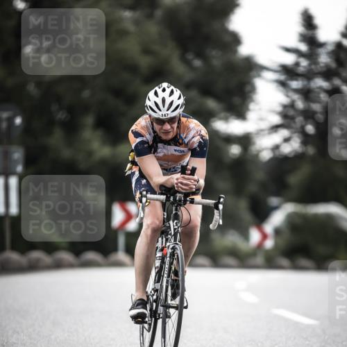 21.06.2026 - 29. Vierlanden-Triathlon H.Heesch http://msf.ph/oto/9910152 21.06.2026 09:30:41 Radfahren 147, 159, 248 meine-sportfotos.de