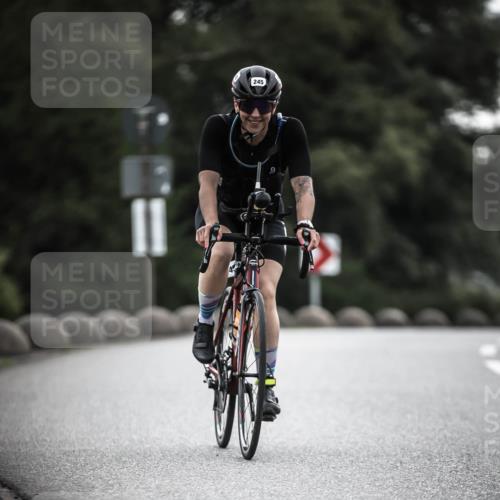 21.06.2026 - 29. Vierlanden-Triathlon H.Heesch http://msf.ph/oto/9910218 21.06.2026 09:31:06 Radfahren 2, 115, 124, 167, 245 meine-sportfotos.de