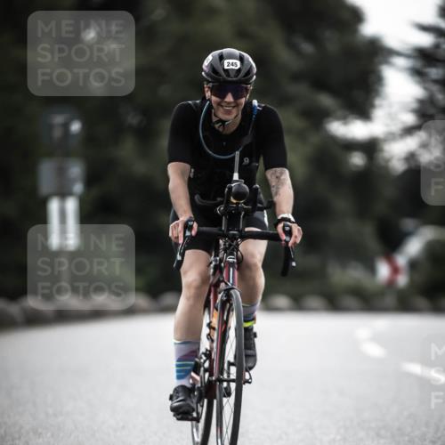 21.06.2026 - 29. Vierlanden-Triathlon H.Heesch http://msf.ph/oto/9910228 21.06.2026 09:31:07 Radfahren 2, 115, 124, 167, 245 meine-sportfotos.de