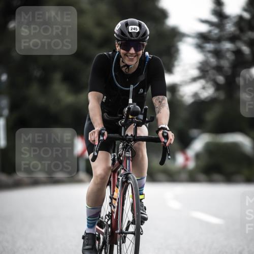 21.06.2026 - 29. Vierlanden-Triathlon H.Heesch http://msf.ph/oto/9910234 21.06.2026 09:31:07 Radfahren 2, 115, 124, 167, 245 meine-sportfotos.de