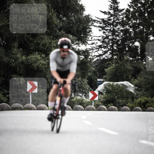 21.06.2026 - 29. Vierlanden-Triathlon H.Heesch http://msf.ph/oto/9910251 21.06.2026 09:31:18 Radfahren 34, 104 meine-sportfotos.de