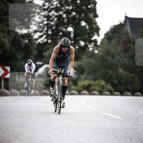 21.06.2026 - 29. Vierlanden-Triathlon H.Heesch http://msf.ph/oto/9910402 21.06.2026 09:32:08 Radfahren 48, 131, 175, 205, 220, 275 meine-sportfotos.de