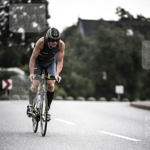 21.06.2026 - 29. Vierlanden-Triathlon H.Heesch http://msf.ph/oto/9910412 21.06.2026 09:32:09 Radfahren 48, 131, 175, 205, 220, 275 meine-sportfotos.de