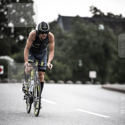 21.06.2026 - 29. Vierlanden-Triathlon H.Heesch http://msf.ph/oto/9910414 21.06.2026 09:32:09 Radfahren 48, 131, 175, 205, 220, 275 meine-sportfotos.de