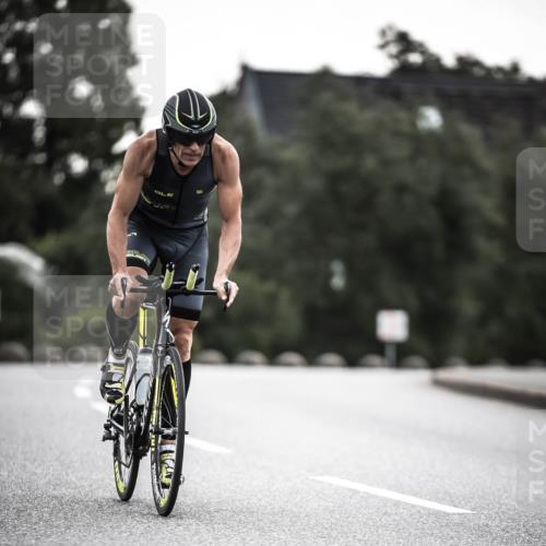 21.06.2026 - 29. Vierlanden-Triathlon H.Heesch http://msf.ph/oto/9910416 21.06.2026 09:32:09 Radfahren 48, 131, 175, 205, 220, 275 meine-sportfotos.de