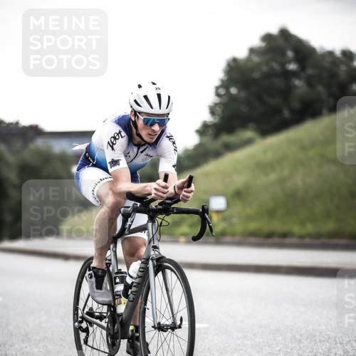 21.06.2026 - 29. Vierlanden-Triathlon H.Heesch http://msf.ph/oto/9910480 21.06.2026 09:33:34 Radfahren 25 meine-sportfotos.de