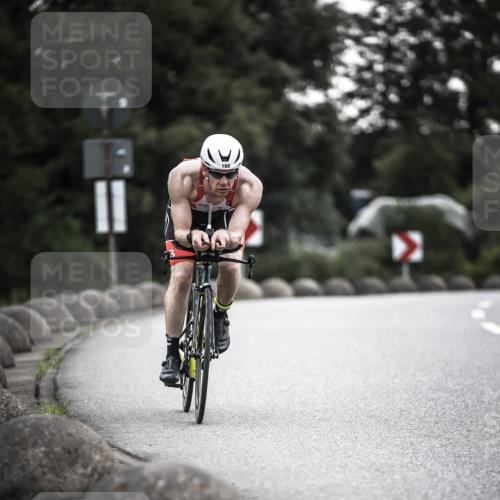 21.06.2026 - 29. Vierlanden-Triathlon H.Heesch http://msf.ph/oto/9910585 21.06.2026 09:34:48 Radfahren 26, 81, 160 meine-sportfotos.de