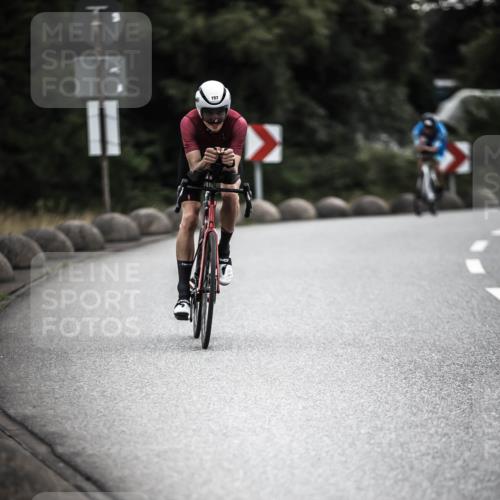 21.06.2026 - 29. Vierlanden-Triathlon H.Heesch http://msf.ph/oto/9910613 21.06.2026 09:35:32 Radfahren 9, 94, 139, 157, 179 meine-sportfotos.de