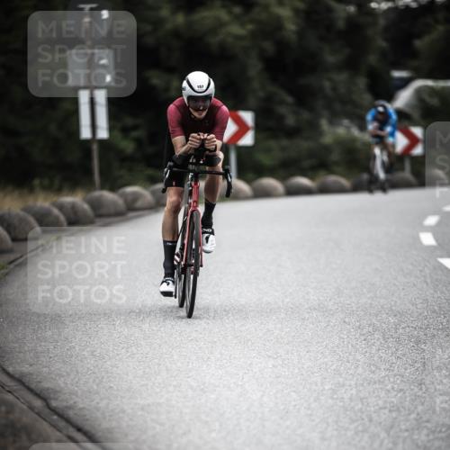 21.06.2026 - 29. Vierlanden-Triathlon H.Heesch http://msf.ph/oto/9910615 21.06.2026 09:35:32 Radfahren 9, 94, 139, 157, 179 meine-sportfotos.de