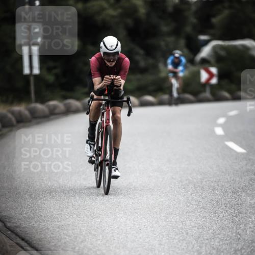 21.06.2026 - 29. Vierlanden-Triathlon H.Heesch http://msf.ph/oto/9910623 21.06.2026 09:35:33 Radfahren 9, 139, 157, 179 meine-sportfotos.de