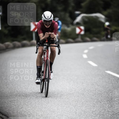 21.06.2026 - 29. Vierlanden-Triathlon H.Heesch http://msf.ph/oto/9910627 21.06.2026 09:35:33 Radfahren 9, 139, 157, 179 meine-sportfotos.de