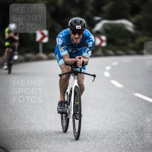 21.06.2026 - 29. Vierlanden-Triathlon H.Heesch http://msf.ph/oto/9910670 21.06.2026 09:35:37 Radfahren 9, 120, 139, 157, 179 meine-sportfotos.de
