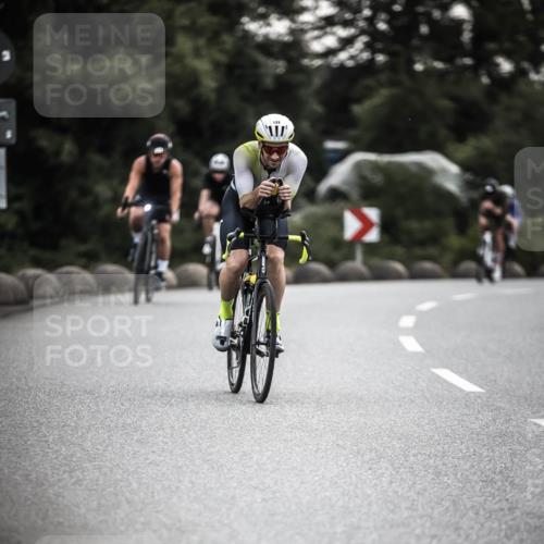 21.06.2026 - 29. Vierlanden-Triathlon H.Heesch http://msf.ph/oto/9910700 21.06.2026 09:35:48 Radfahren 105, 122, 161, 198, 270, 279 meine-sportfotos.de