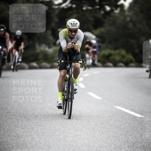 21.06.2026 - 29. Vierlanden-Triathlon H.Heesch http://msf.ph/oto/9910714 21.06.2026 09:35:49 Radfahren 105, 122, 161, 198, 270, 279 meine-sportfotos.de