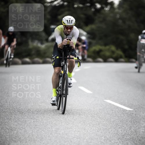 21.06.2026 - 29. Vierlanden-Triathlon H.Heesch http://msf.ph/oto/9910716 21.06.2026 09:35:49 Radfahren 105, 122, 161, 198, 270, 279 meine-sportfotos.de