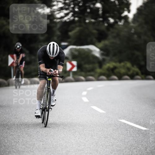 21.06.2026 - 29. Vierlanden-Triathlon H.Heesch http://msf.ph/oto/9910820 21.06.2026 09:35:58 Radfahren 75, 86, 90, 176, 198, 200, 270 meine-sportfotos.de