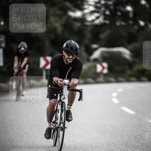 21.06.2026 - 29. Vierlanden-Triathlon H.Heesch http://msf.ph/oto/9910842 21.06.2026 09:35:59 Radfahren 75, 86, 90, 176, 198, 200, 270 meine-sportfotos.de