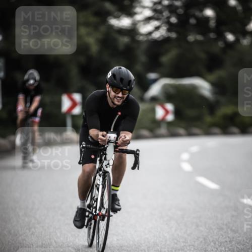 21.06.2026 - 29. Vierlanden-Triathlon H.Heesch http://msf.ph/oto/9910844 21.06.2026 09:35:59 Radfahren 75, 86, 90, 176, 198, 200, 270 meine-sportfotos.de