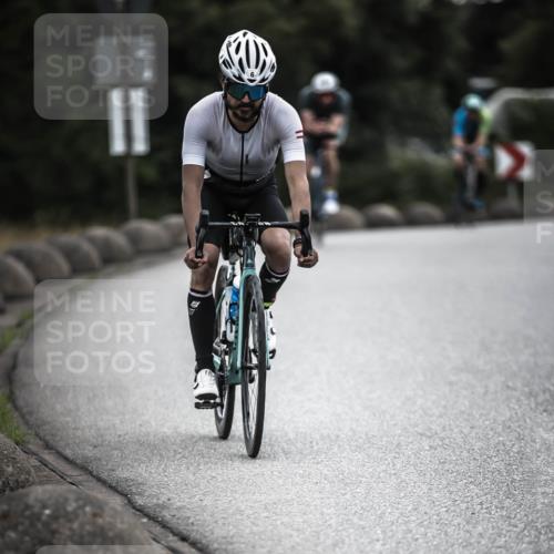 21.06.2026 - 29. Vierlanden-Triathlon H.Heesch http://msf.ph/oto/9910890 21.06.2026 09:36:12 Radfahren 6, 130, 135, 180 meine-sportfotos.de