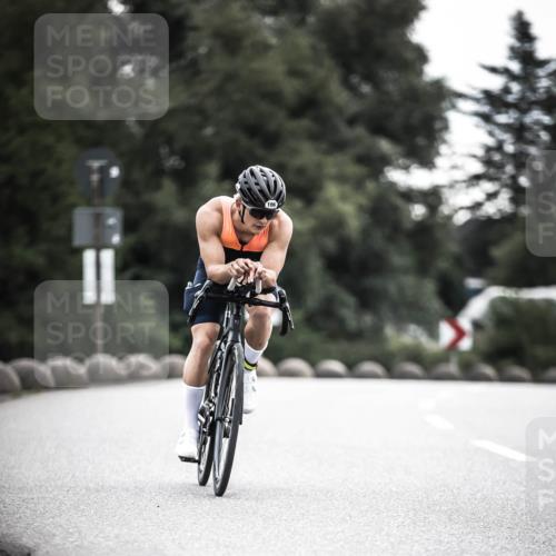 21.06.2026 - 29. Vierlanden-Triathlon H.Heesch http://msf.ph/oto/9910981 21.06.2026 09:26:27 Radfahren 55, 78, 106 meine-sportfotos.de